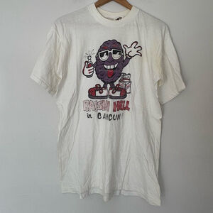 Men's vintage Miao Mi Raisins Graphic T-shirt XL White raisin hell in Cancun